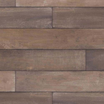 Authentic Elegance in Kingsland Laminate