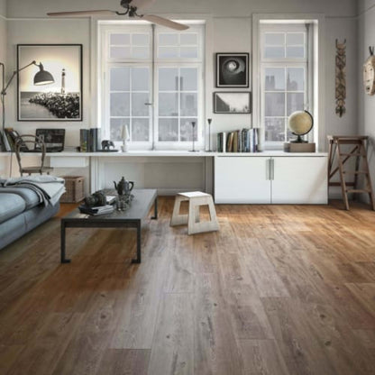 Landmark in 54440 Tinhorn Laminate