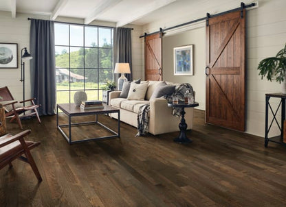 Barnwood Living Red Oak Solid in Randolph 3-1/4" | Bruce