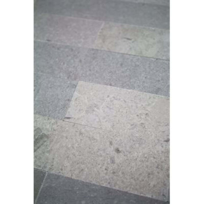 Stone Brush in Lady Gray Natural Stone