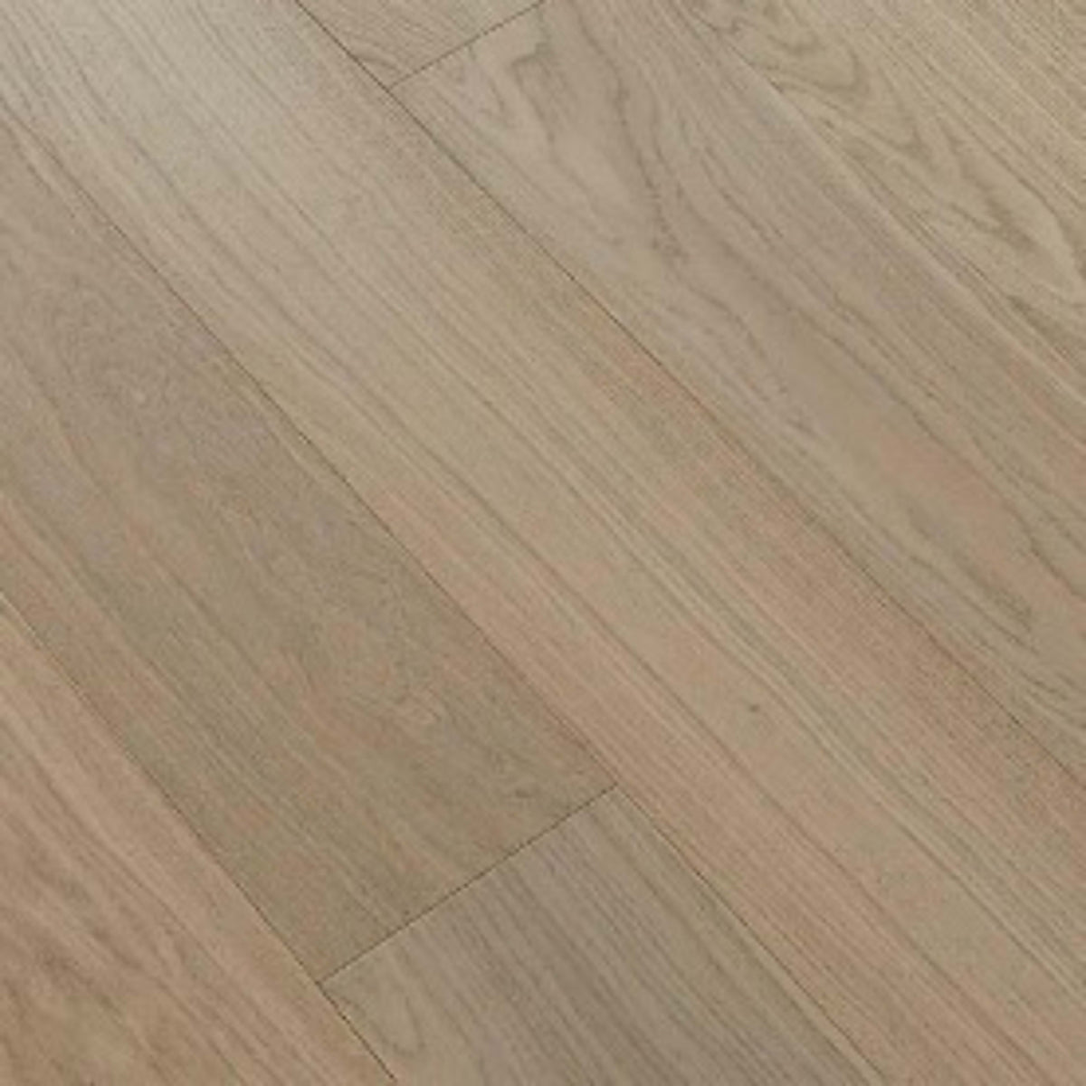 Stately in Alton Hardwood