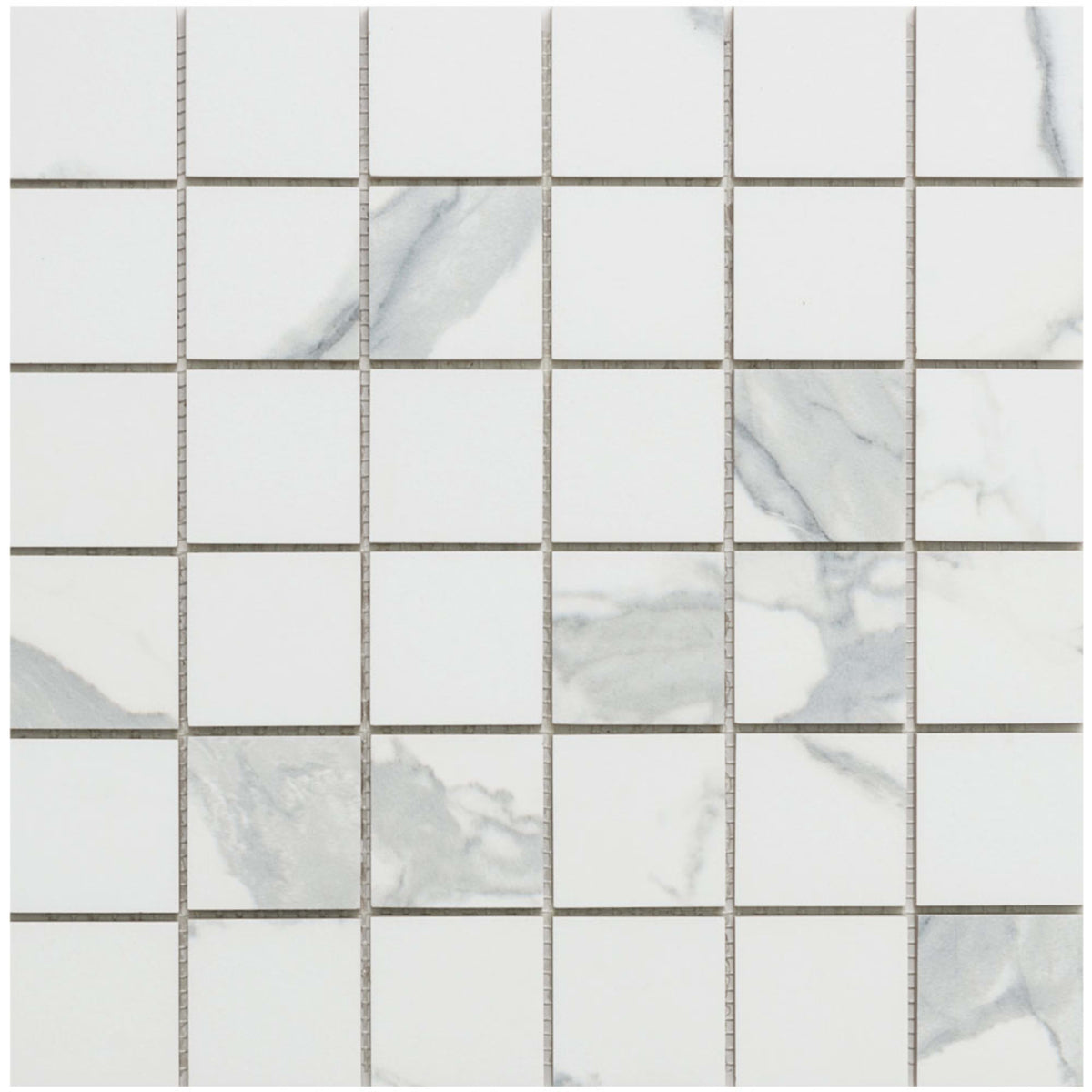 Florencia Silk in Calacatta Mosaic Tile