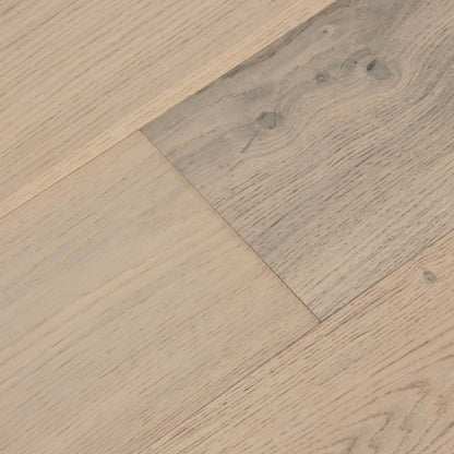 Barrel in Beach Town Blanc Hardwood