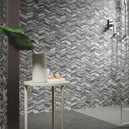 Chevron in Cipollino With Thassos Strips