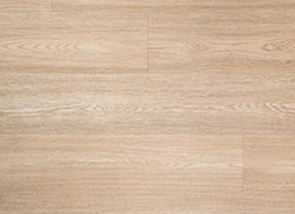 Laurel in Linen Loggia