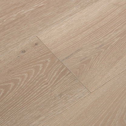 Meritage in Sauvignon Oak Hardwood
