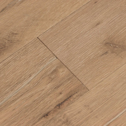 Whiskey & Wine in Summer Whiskey Hardwood